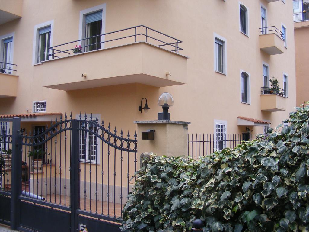 Gli Alloggi Di Papa Rome Bagian luar foto